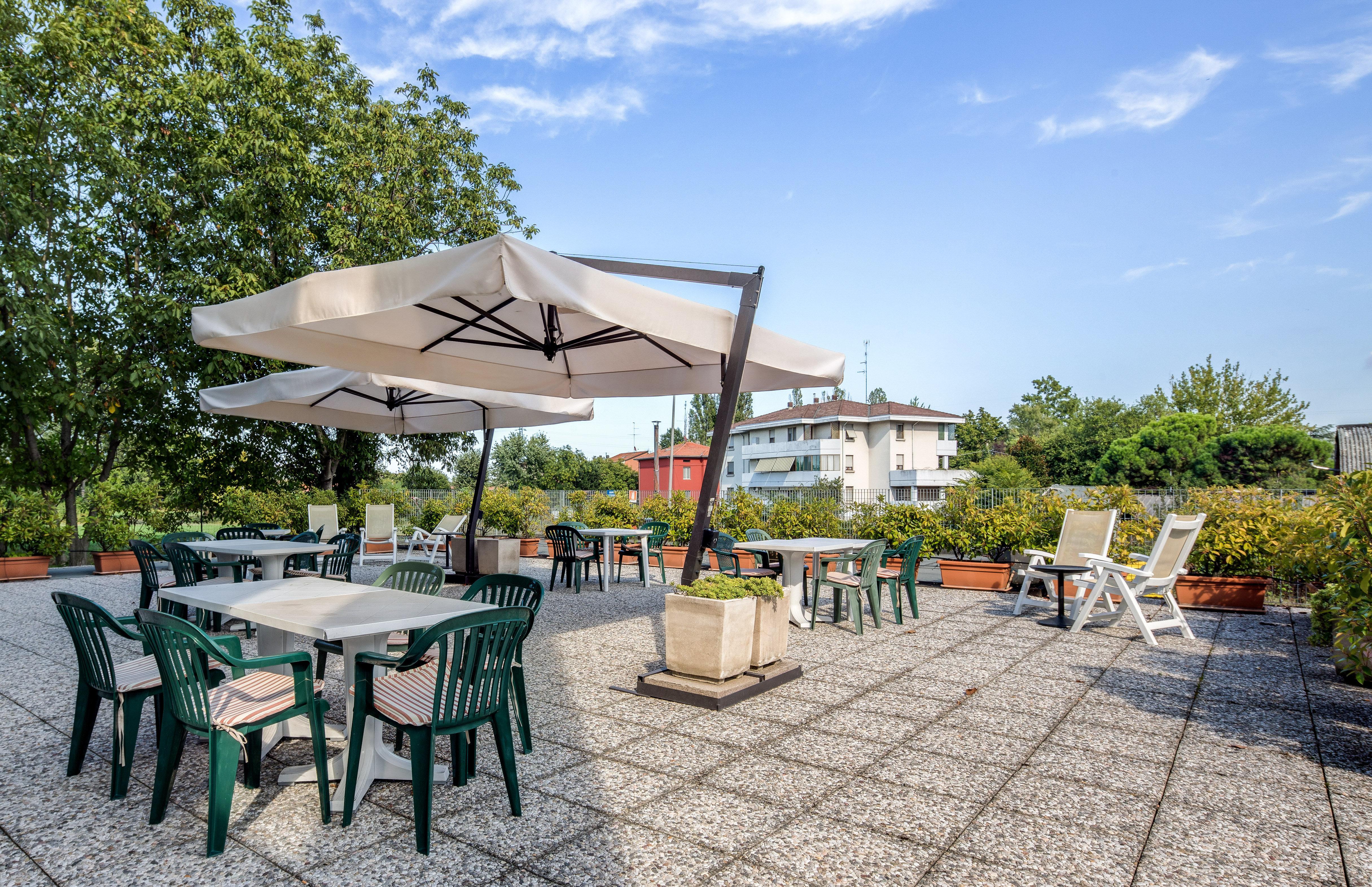 Express By Ihg Hotel