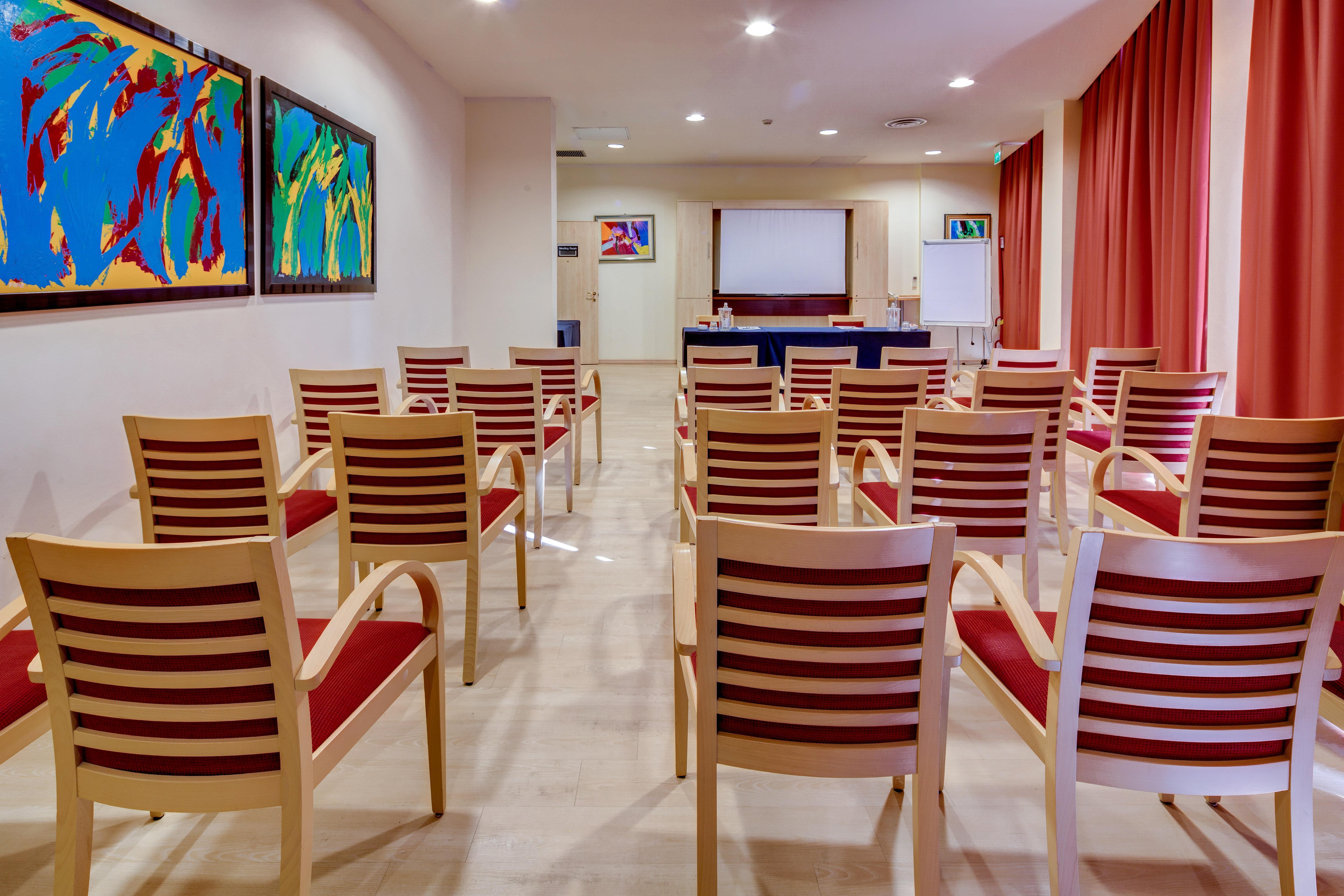 Express By Ihg 3* Parma