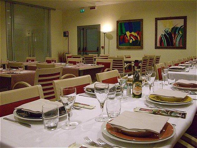 Express By Ihg Hotel 3*
