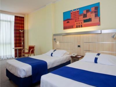 Express By Ihg Hotel